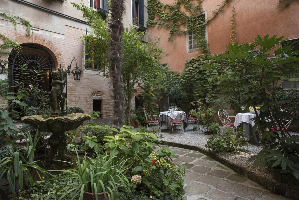 La Residenza 818 Otel Venedik Dış mekan fotoğraf