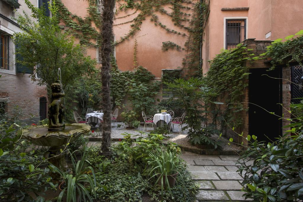 La Residenza 818 Otel Venedik Dış mekan fotoğraf