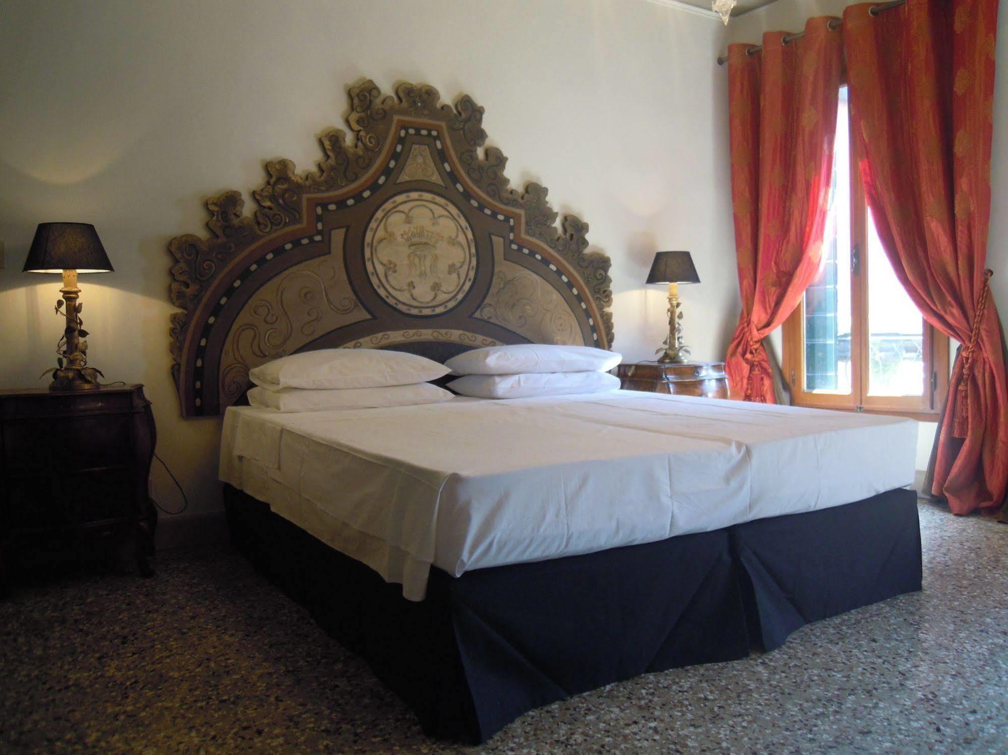 La Residenza 818 Otel Venedik Dış mekan fotoğraf