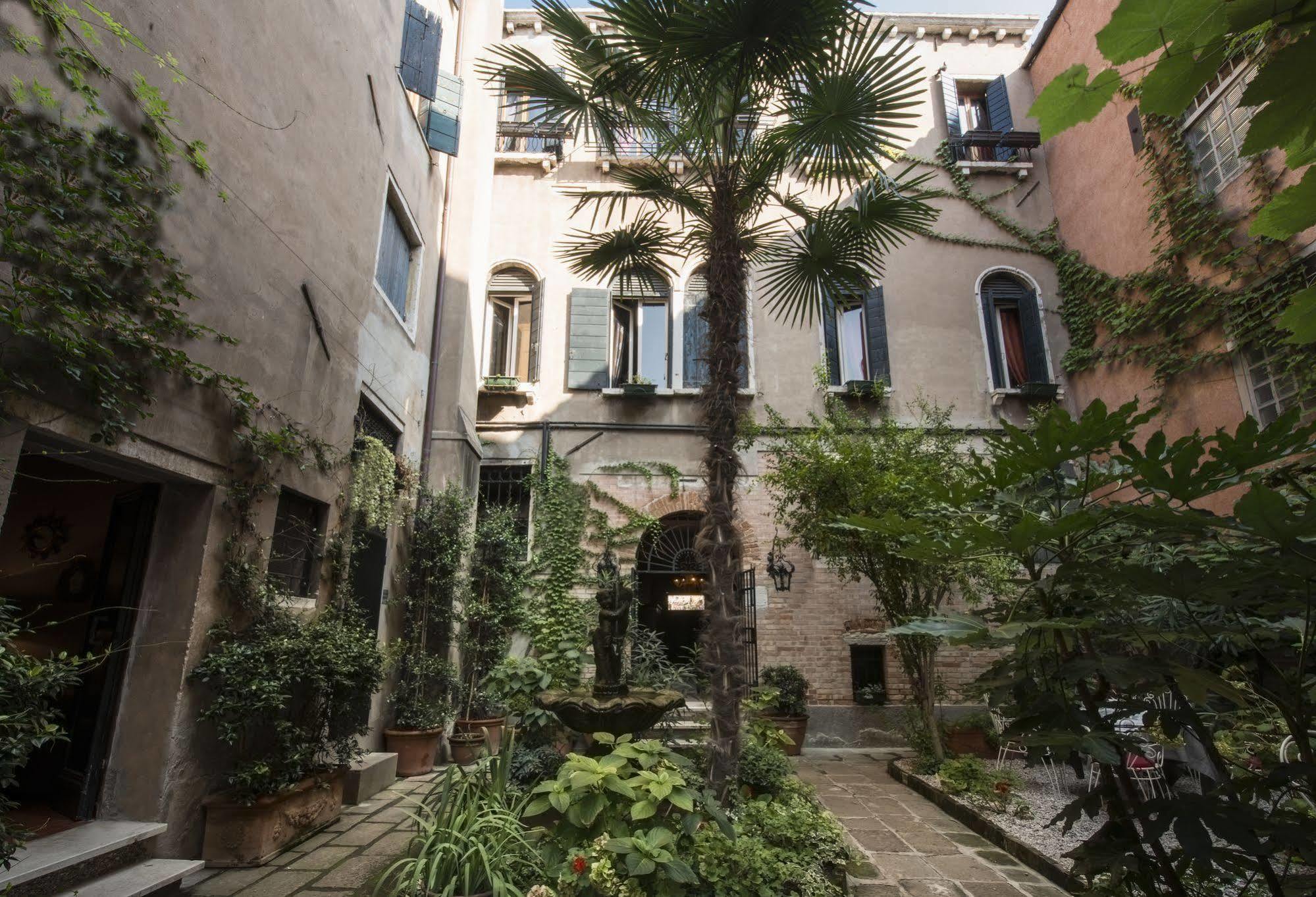 La Residenza 818 Otel Venedik Dış mekan fotoğraf