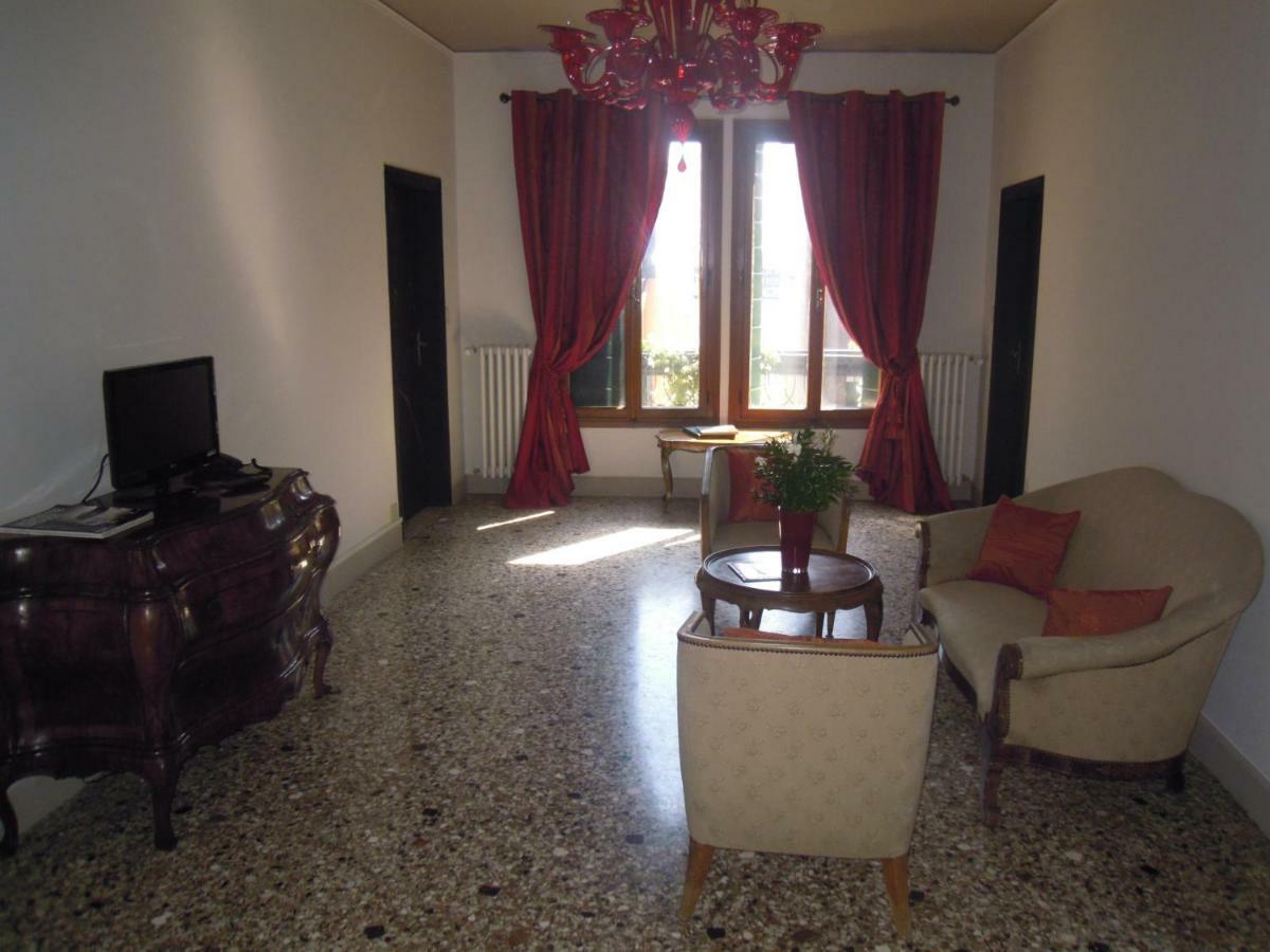 La Residenza 818 Otel Venedik Dış mekan fotoğraf